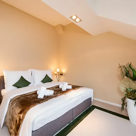 Appartement Empirent Center *