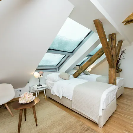 Empirent Center Apartment *